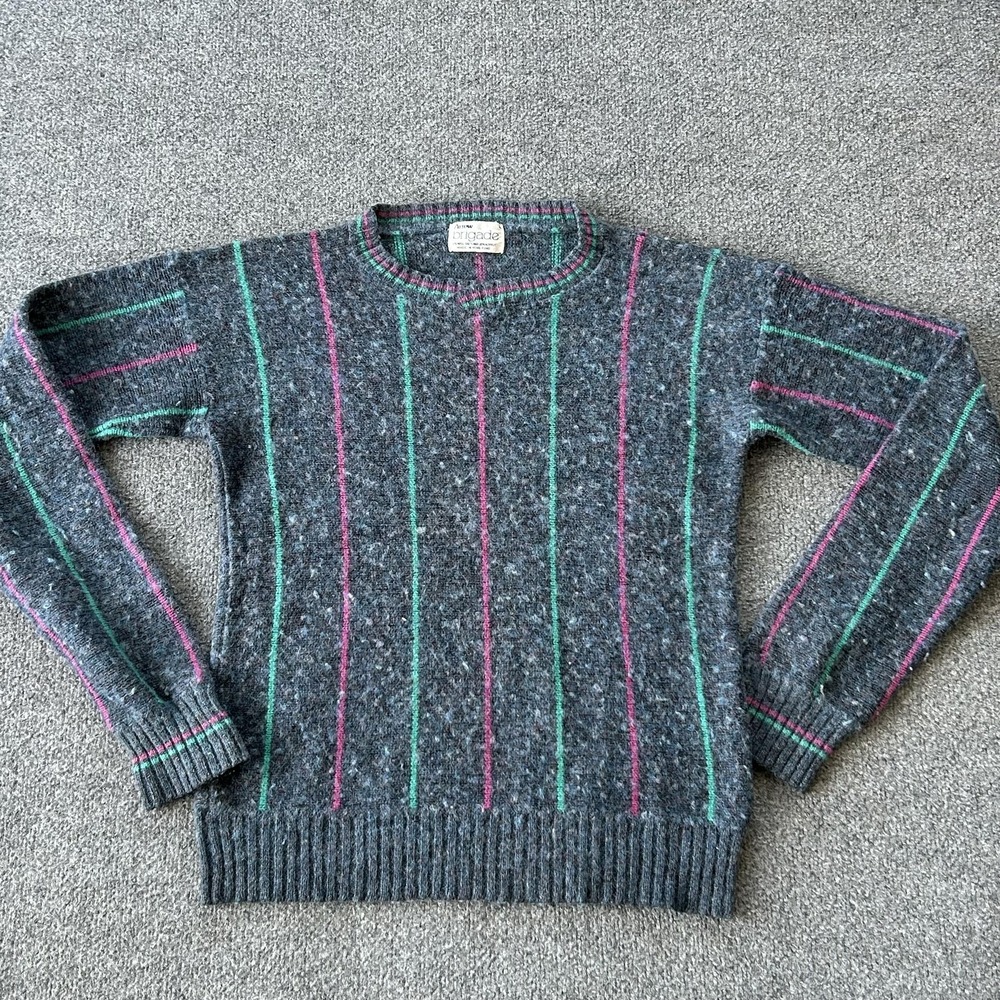Vintage Arrow Sweater Mens Small Gray Shetland Wool Striped Crewneck Hong Kong‎